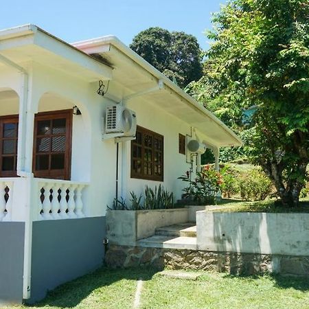 维多利亚 Ogumka, Self Catering , Beoliere, Mahe酒店 外观 照片
