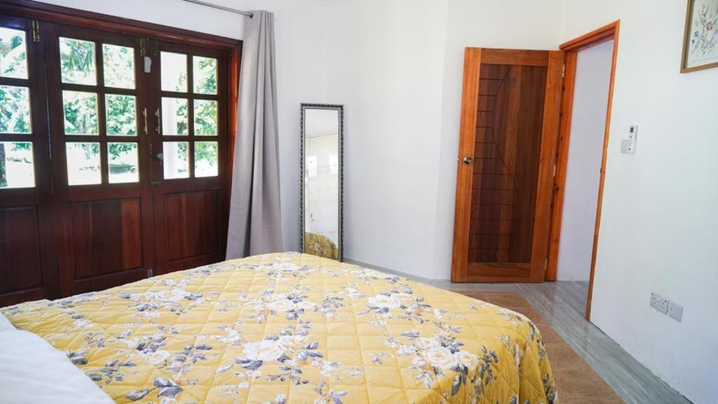 维多利亚 Ogumka, Self Catering , Beoliere, Mahe酒店 外观 照片