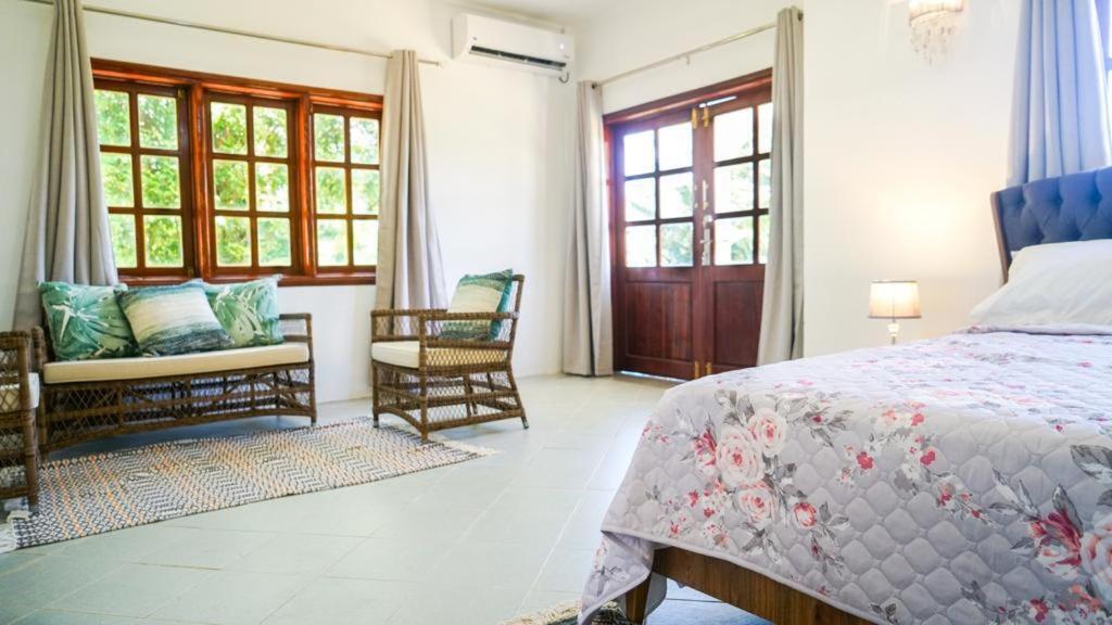 维多利亚 Ogumka, Self Catering , Beoliere, Mahe酒店 外观 照片