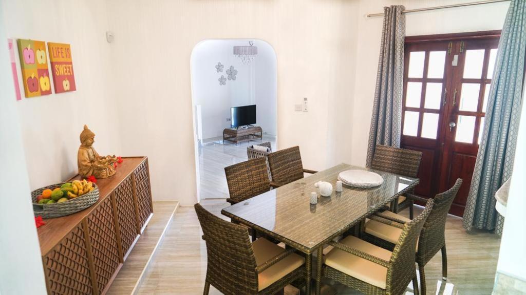 维多利亚 Ogumka, Self Catering , Beoliere, Mahe酒店 外观 照片